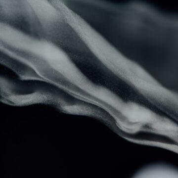 x-ray-like wavy lines